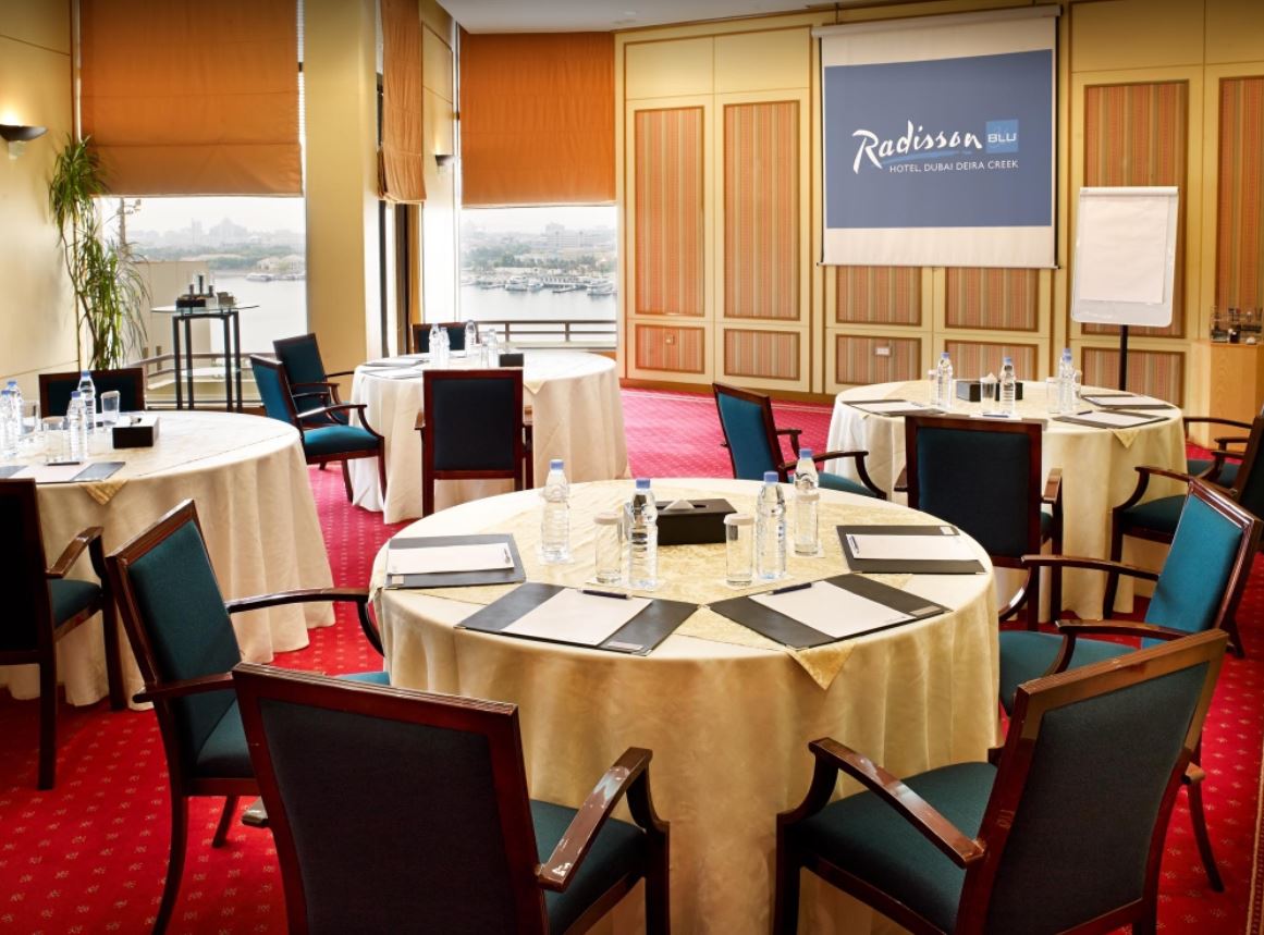Meeting and event rooms by Radisson Blu, Dubai Deira Creek 4