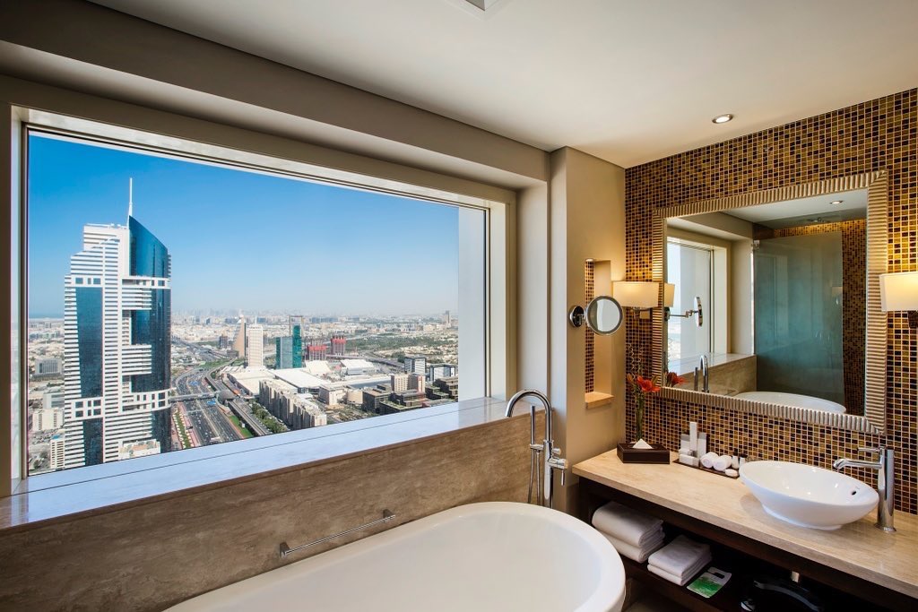 The Tower Plaza Hotel Dubai 4