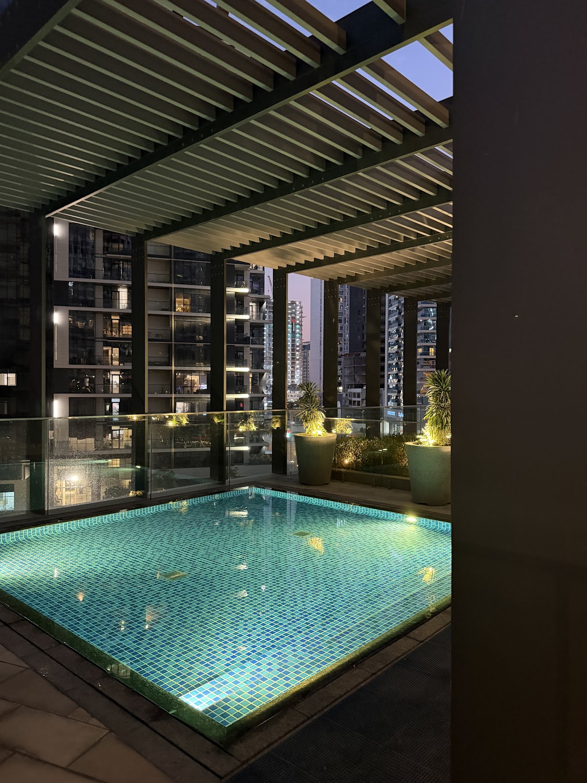 Hilton Garden Inn Dubai Business Bay 3