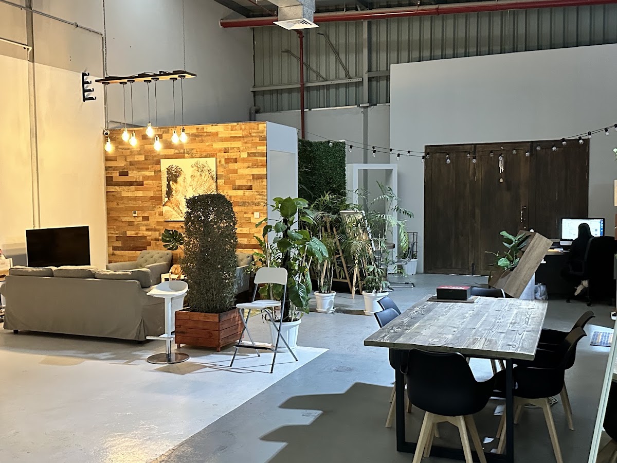 The MelRish Studio 2