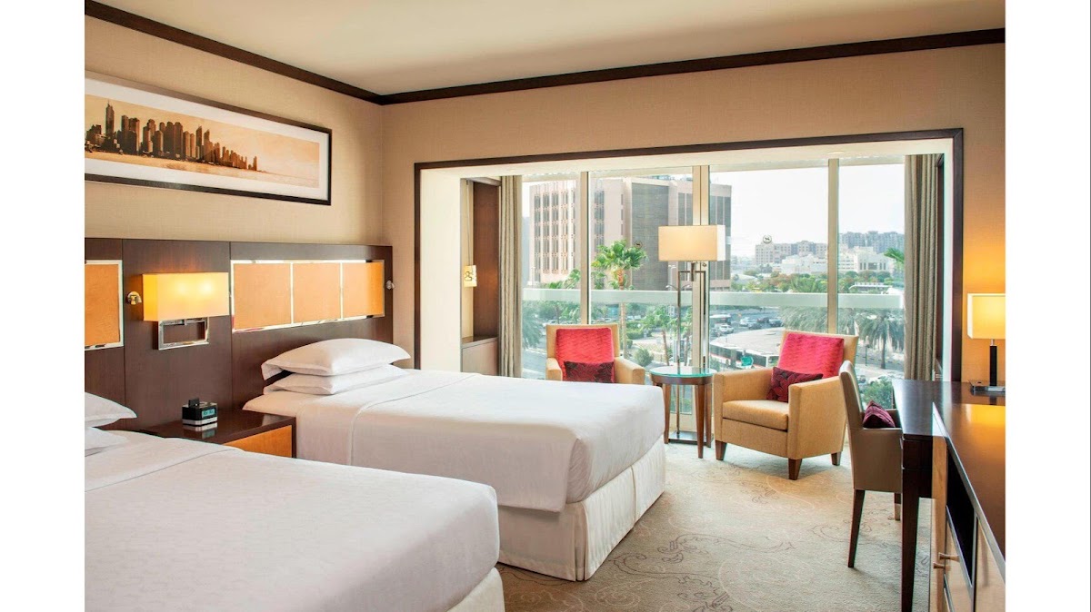 Sheraton Dubai Creek Hotel & Towers 2