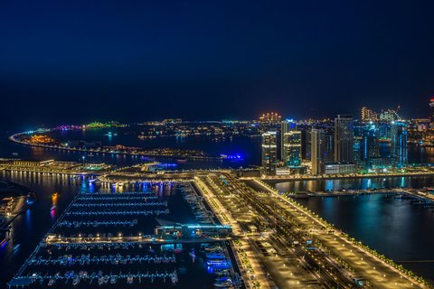 Dubai Marriott Harbour Hotel & Suites