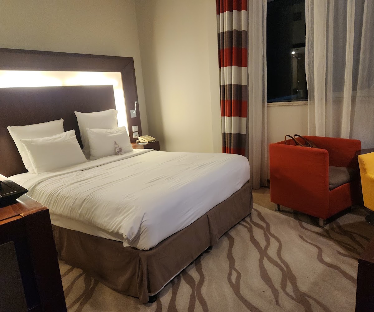 Novotel Dubai Al Barsha 2