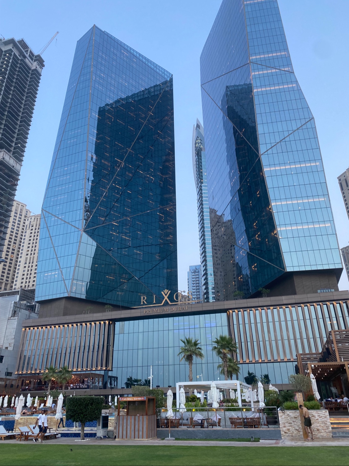 Sonder JBR The Walk Apartments 5