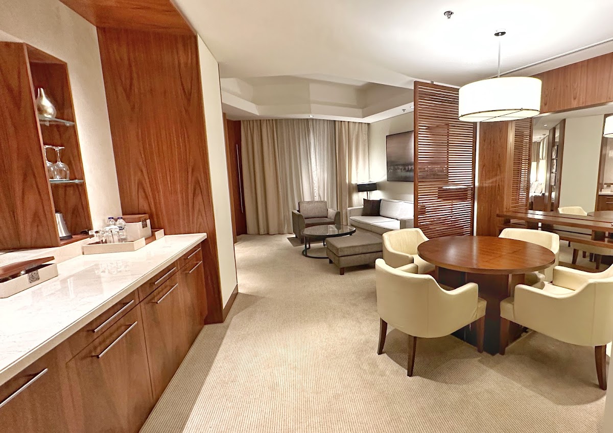 JW Marriott Marquis Hotel Dubai 4