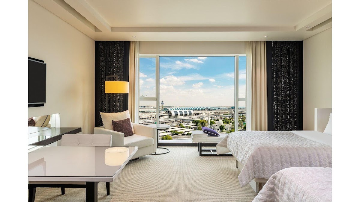 Le Méridien Dubai Hotel & Conference Centre 2