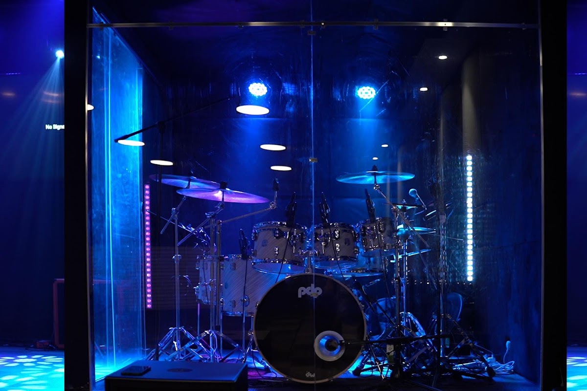 ZAMIC Events For Parties & Entertainments Services 5