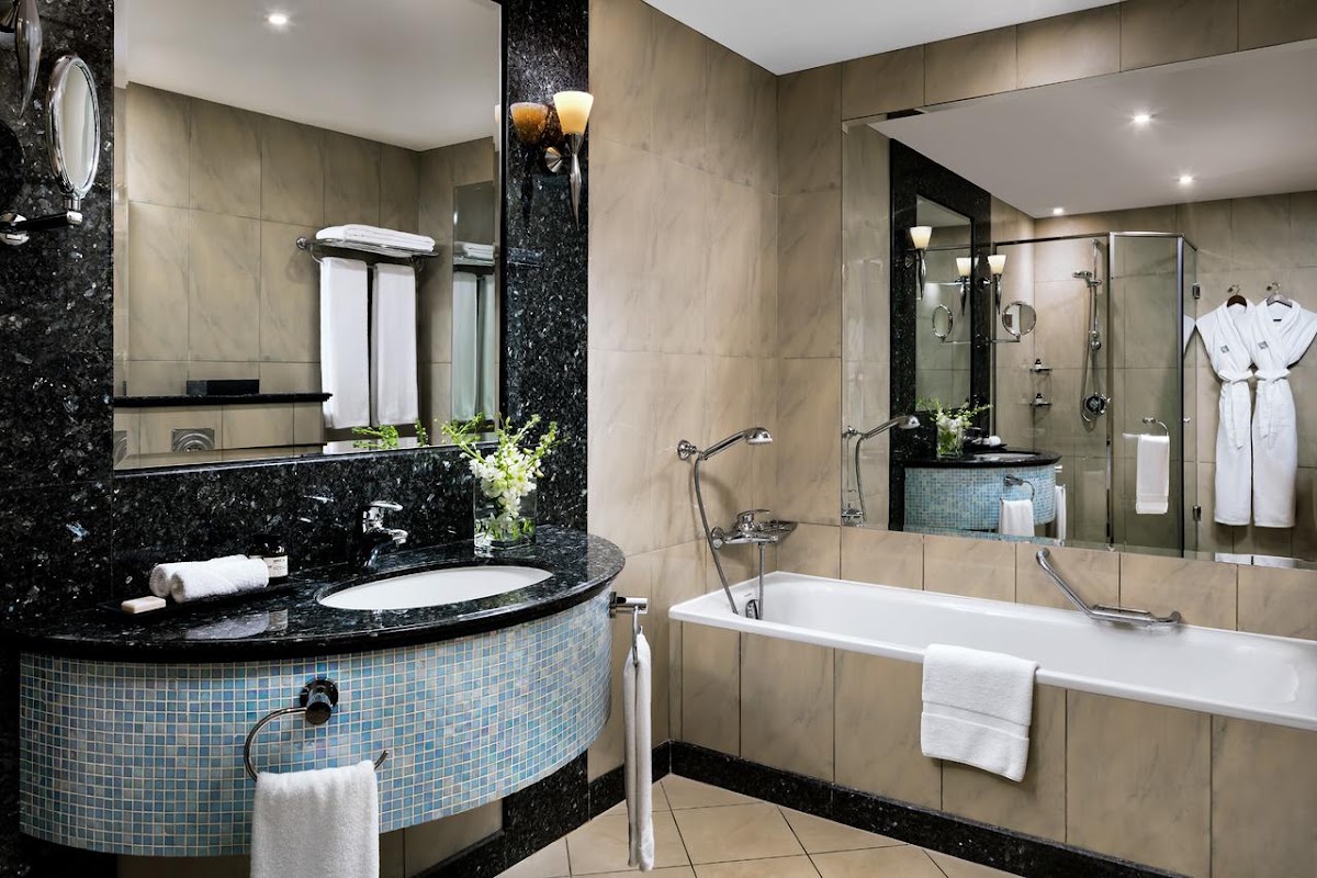 Fairmont Dubai 3