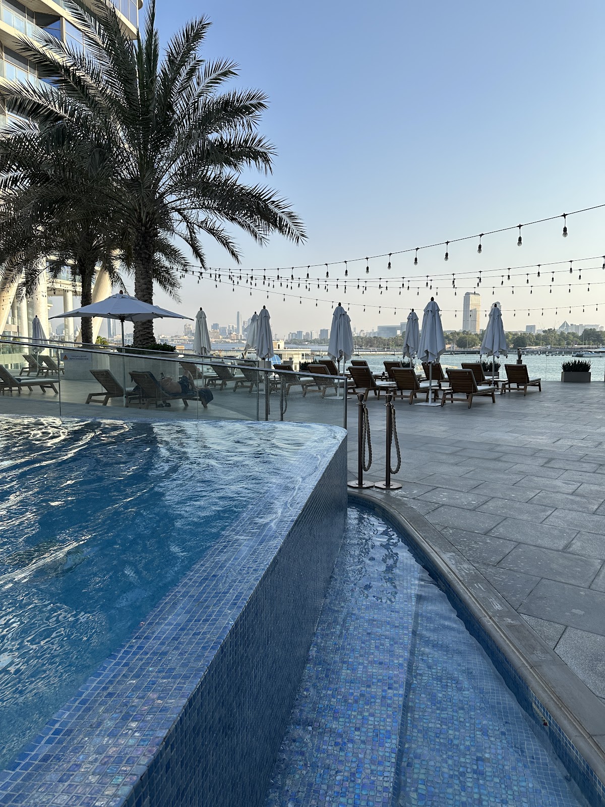 Hilton Dubai Creek Hotel & Residences 3