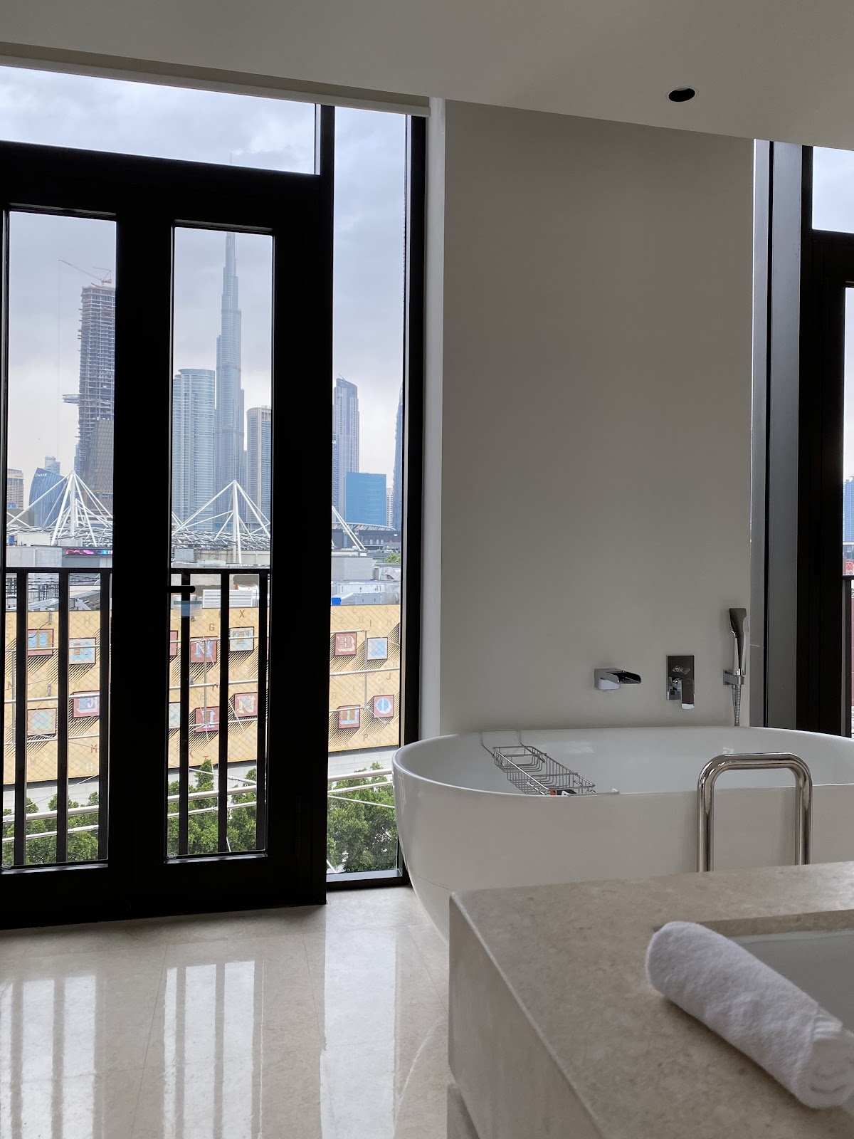 La Ville Hotel & Suites CITY WALK, Dubai, Autograph Collection 4